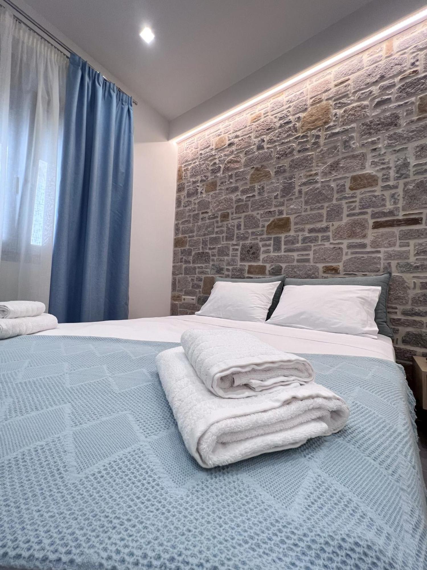 Zeus & Emmanuil Luxury Houses Myrina Exterior foto